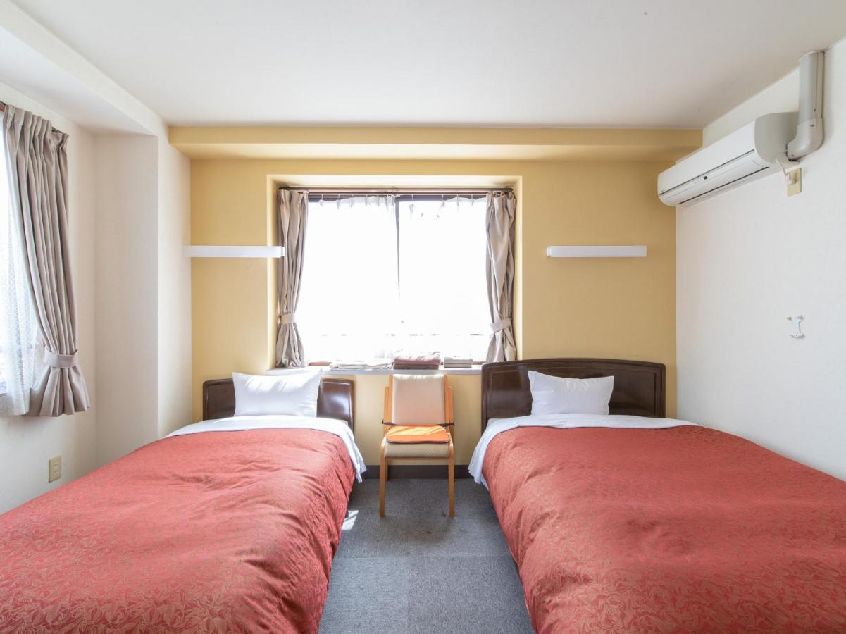 Tabist Rays Hotel Yakata Miyazaki Bagian luar foto