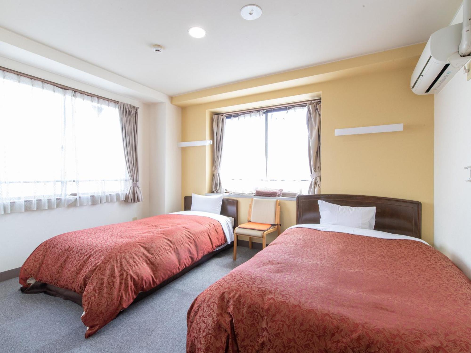 Tabist Rays Hotel Yakata Miyazaki Bagian luar foto