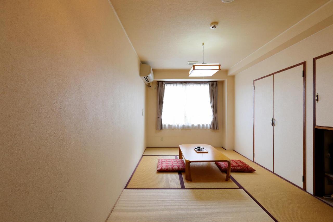 Tabist Rays Hotel Yakata Miyazaki Bagian luar foto